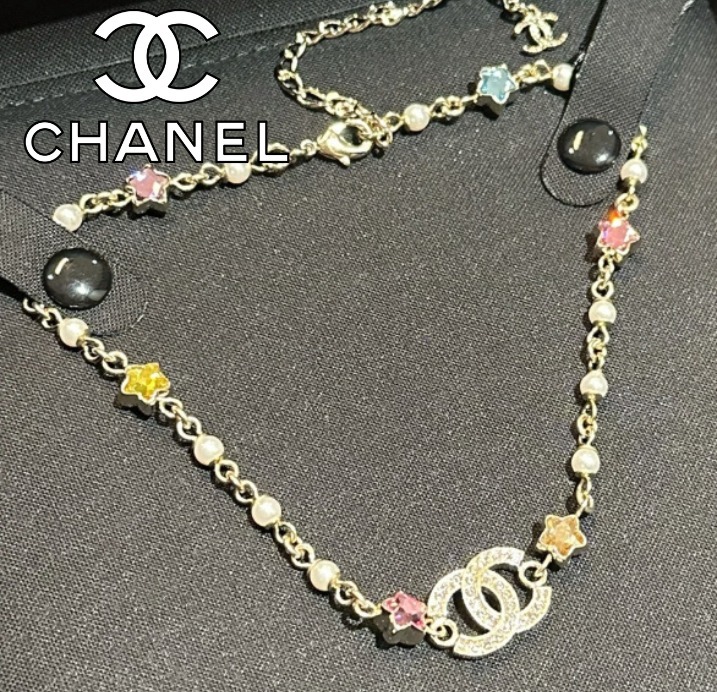 《CHANEL》25S新作 チョーカー CCロゴ 星 スター カラフル ロゴ