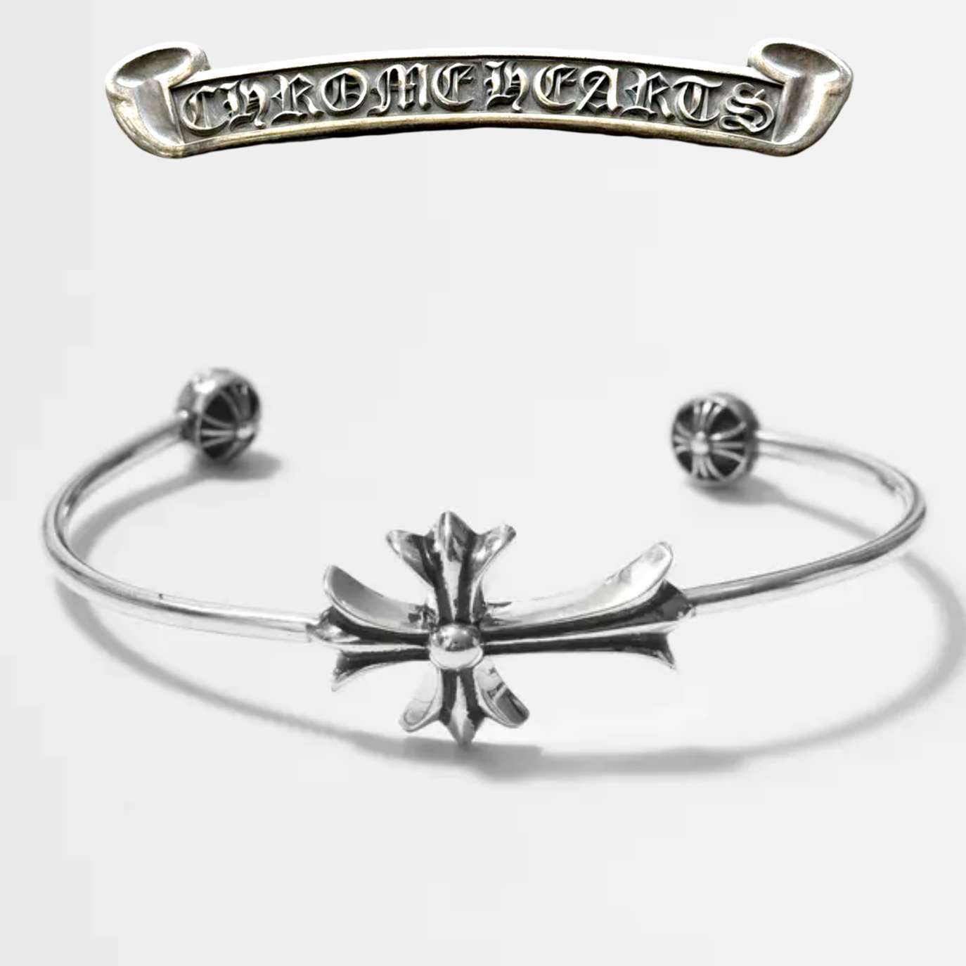 †Chrome Hearts†セレブも愛用★洗練されたクロスブレスレット