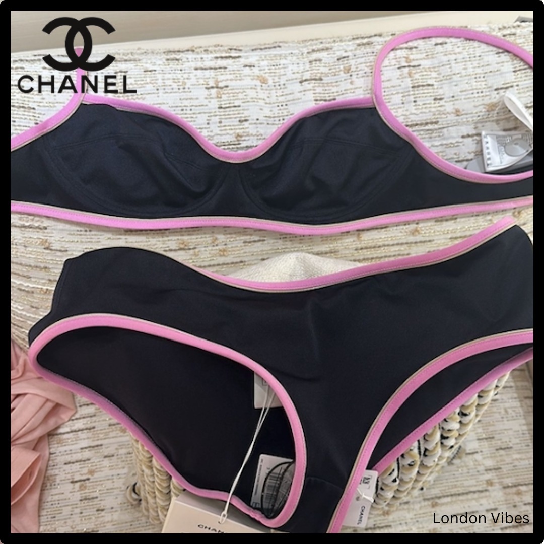 ココビーチ♪ CHANEL ビキニトップ 水着