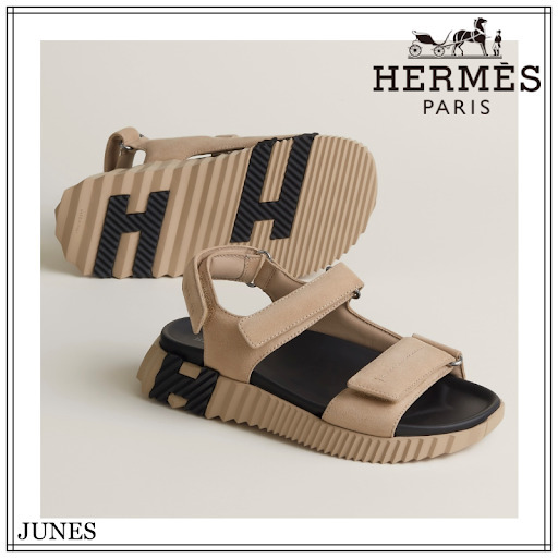 軽やかさとスタイル性抜群♪【HERMES】ジュニアサンダル