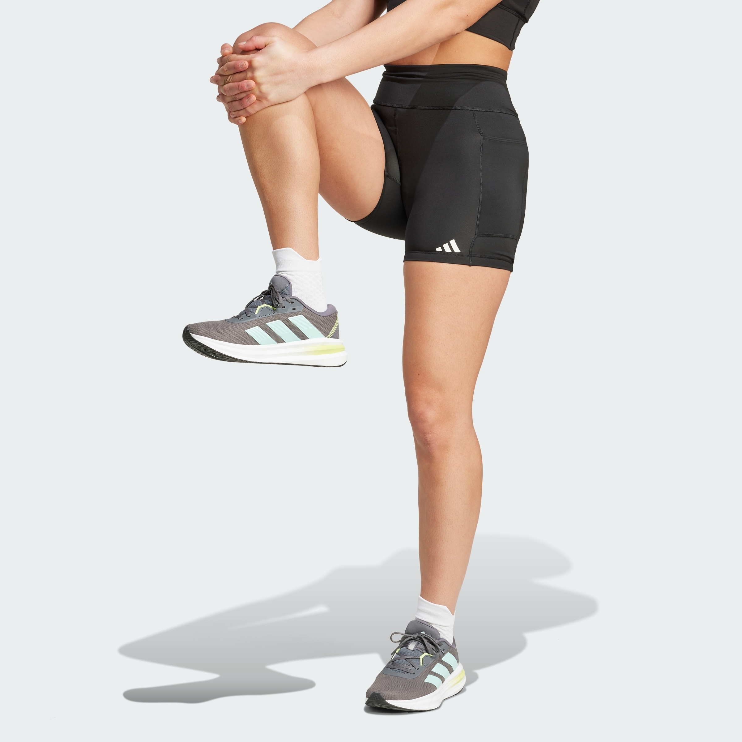 【Adidas コリア】 Own the Run Short Leggings