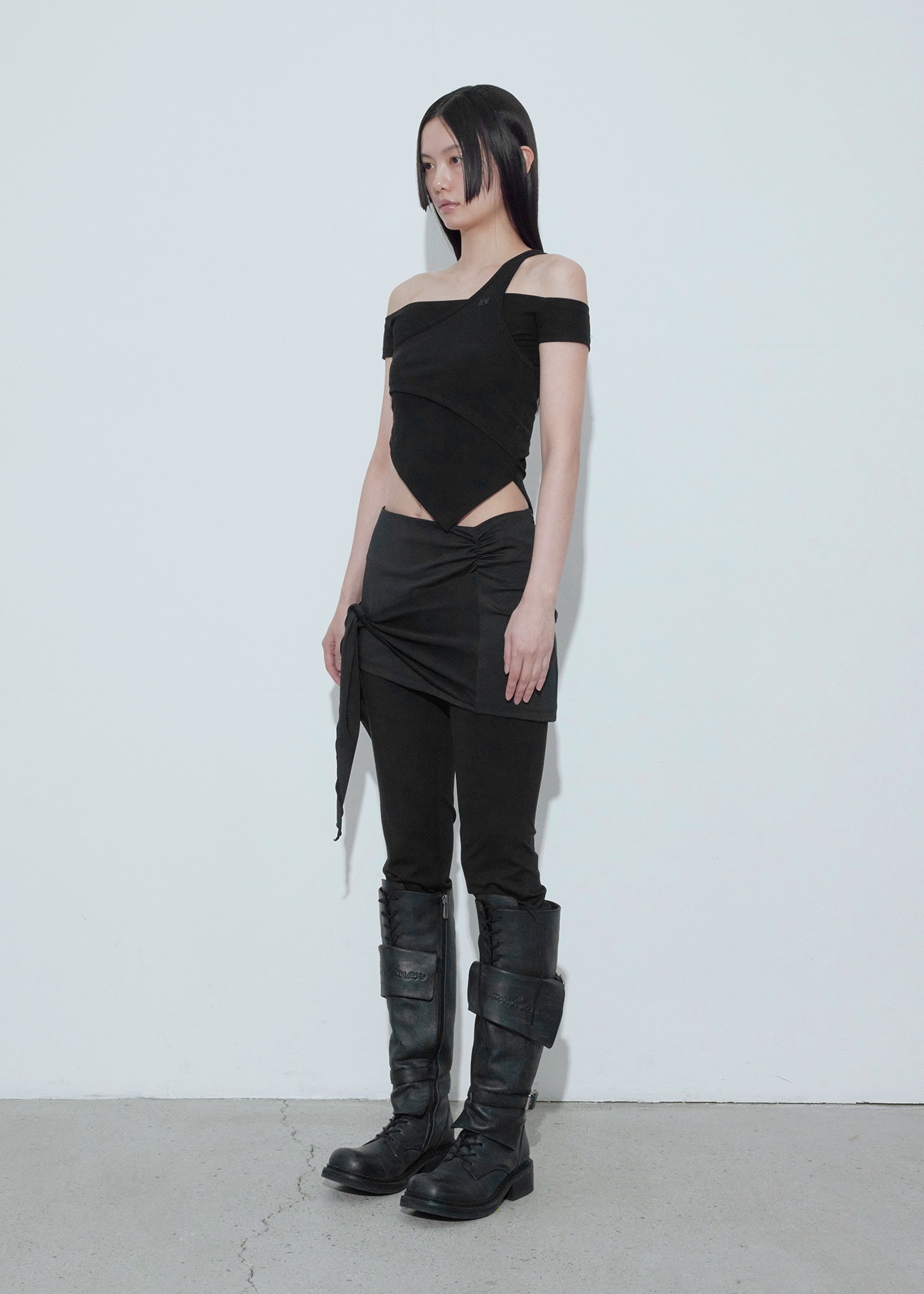 《bohemian seoul》 LAYERED OFF-SHOULDER TOP