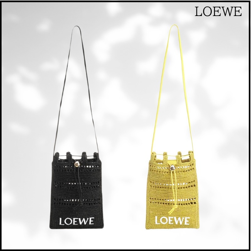 【LOEWE】クロスボディ ドローストリング ポケット（ラフィア）
