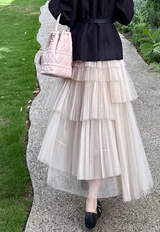 Dior《アシンメトリー プリーツミディスカート》チュール 直営店