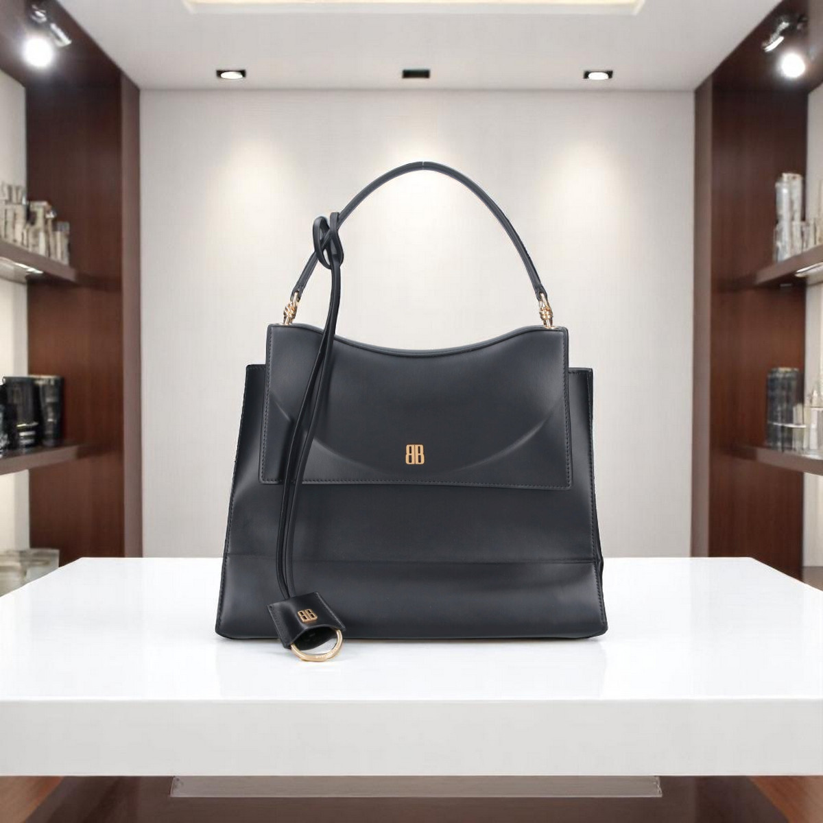 Balenciaga \