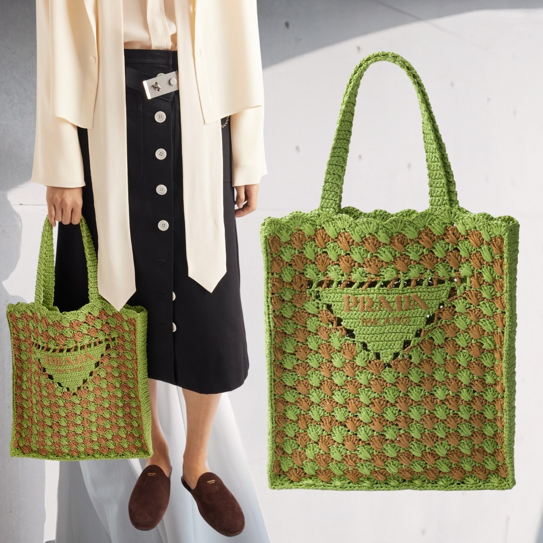 【雑誌掲載アイテム】PRADA かぎ針編みのトートバッグ