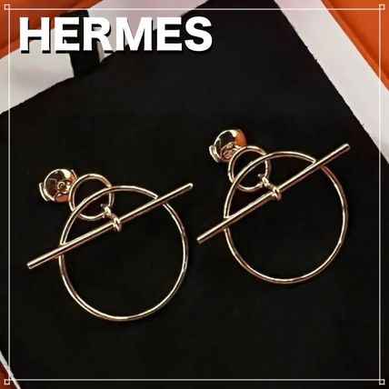 【上品でお洒落♪】HERMES シルバー フープピアス Mini Clous エルメス】の「フープピアス」が人気再燃！今年はどう着ける