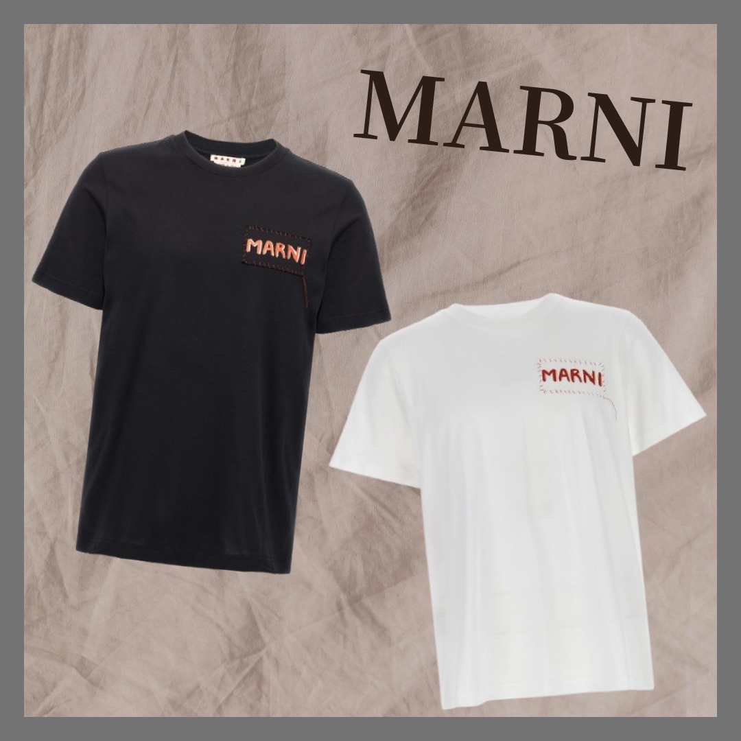 MARNI オーガニックコットン製 Tシャツ ロゴパッチ付き