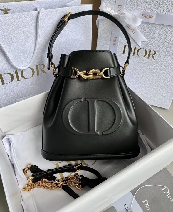 《大人気☆》Dior C'est Dior バッグ ミディアム