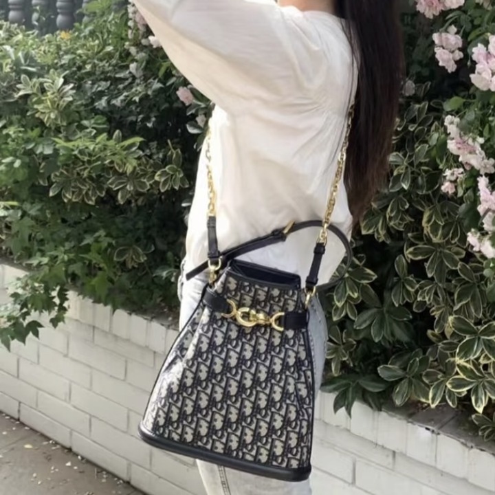 《エレガント☆》Dior C'est Dior バッグ ミディアム