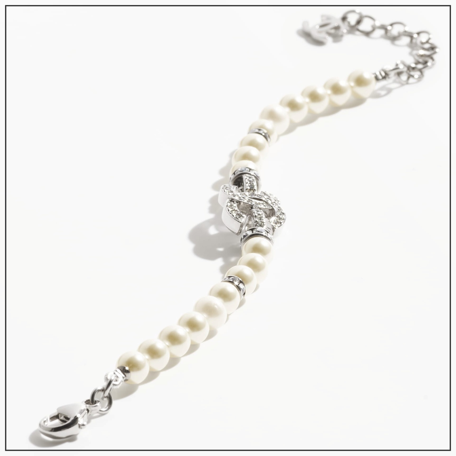 《上品でかわいい》CHANEL 25s ブレスレット CCロゴ パール
