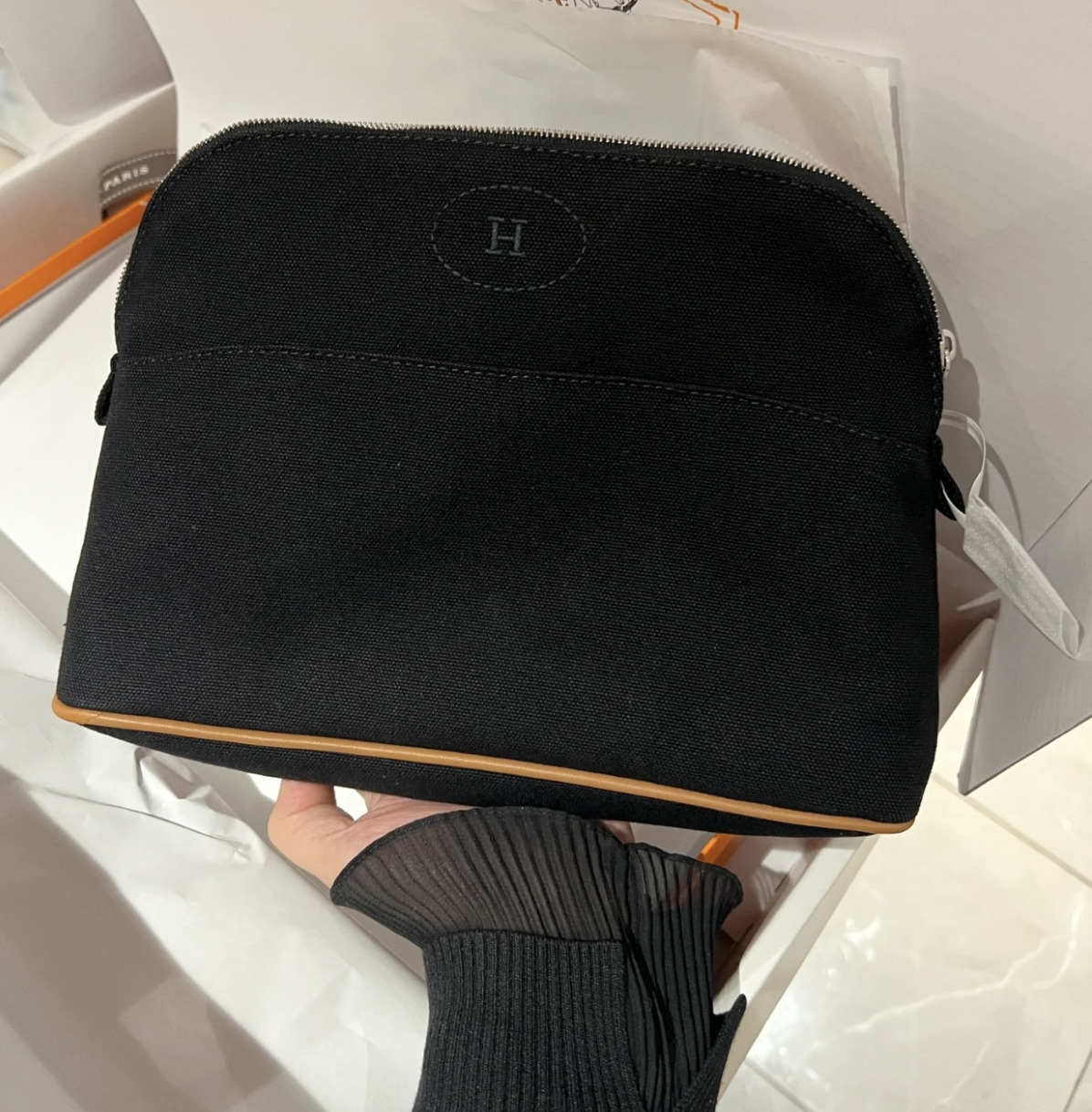 《使い方多様♪実用的サイズ☆》HERMES ボリード ポーチ MM 26