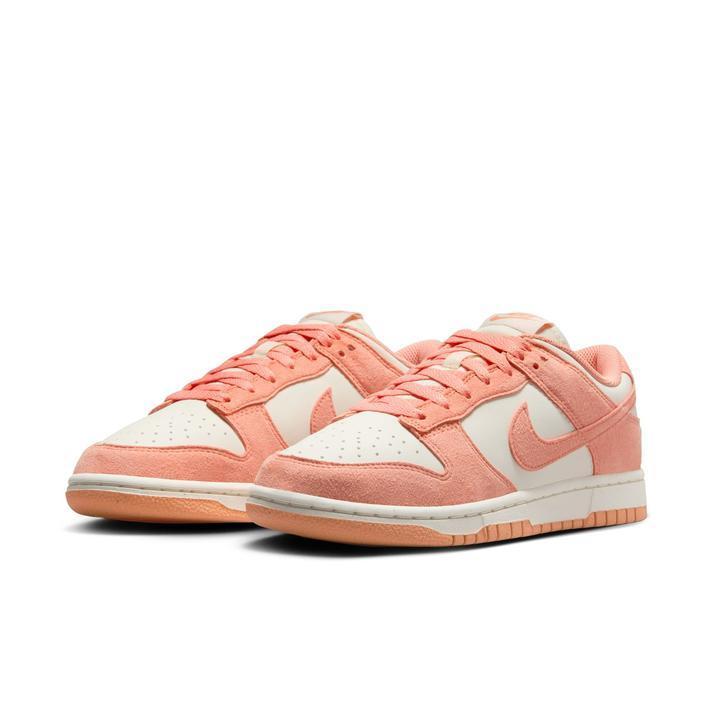 【NIKE】 ナイキ W DUNK LOW SFTPRL/APRTA 国内発送