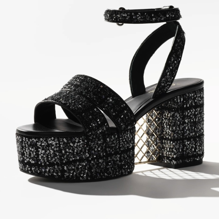 《洗練の煌めき☆》CHANEL サンダル