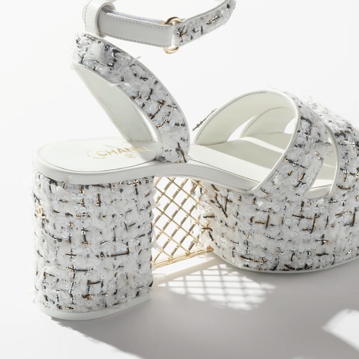 《洗練の煌めき☆》CHANEL サンダル
