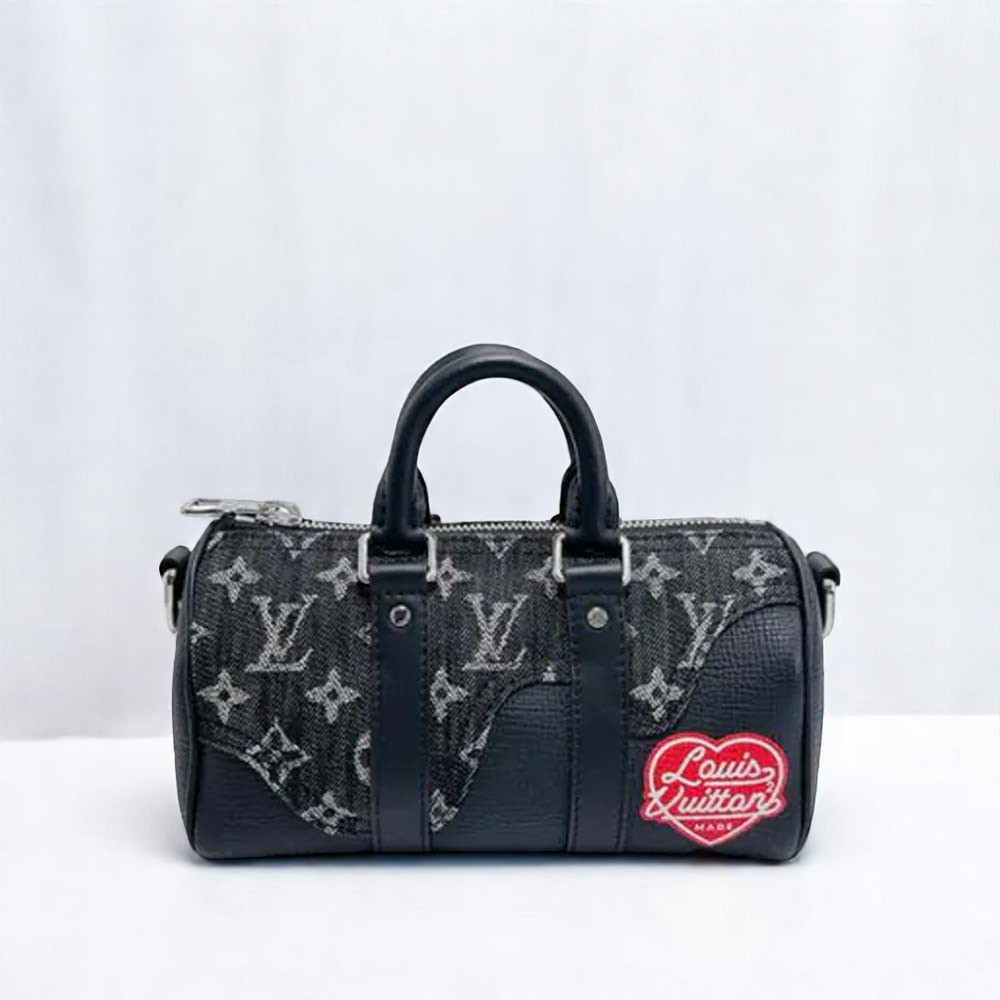 ルイ・ヴィトン X NIGO KEEPALL XS 牛革 ハンドバッグ