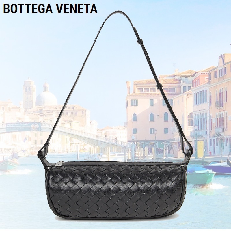関税込/国内発送《BOTTEGA VENETA》CANNOLO クロスボディバッグ
