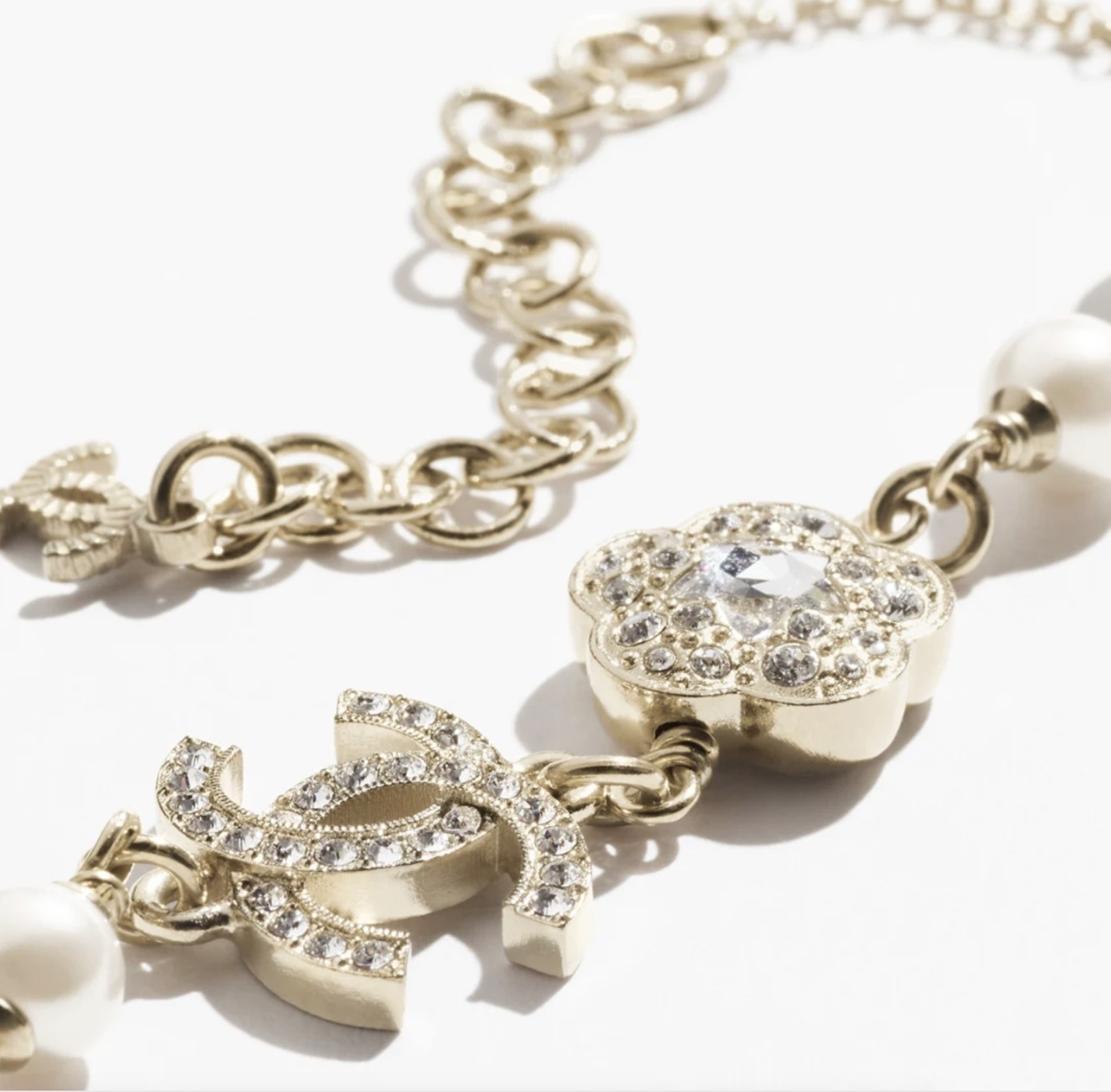 CHANEL《手首 華やかに♡》シャネル ブレスレット