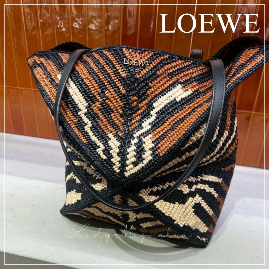 【LOEWE】Paula's Ibiza Medium パズルフォールド トートバッグ