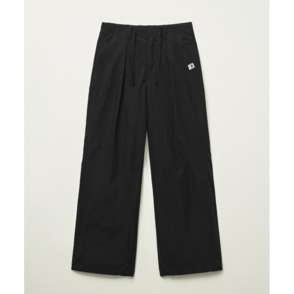 チノパンツ SATUR Curved parachute pants black SA251UPT03BLK0