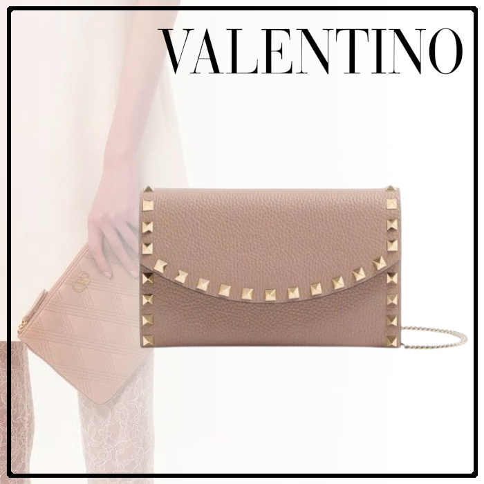 2-5日着【Valentino】ロックスタッズ レザー チェーンウォレット