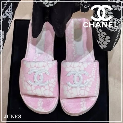 足元から夏支度♪【CHANEL】ココビーチ サンダル