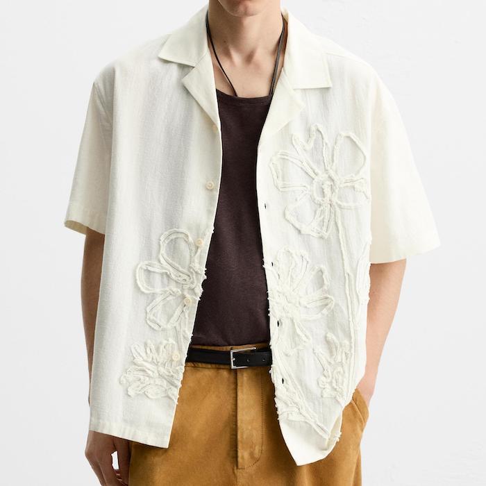 国内発送★ZARA★エンボス加工リボンアップリケ*半袖シャツ