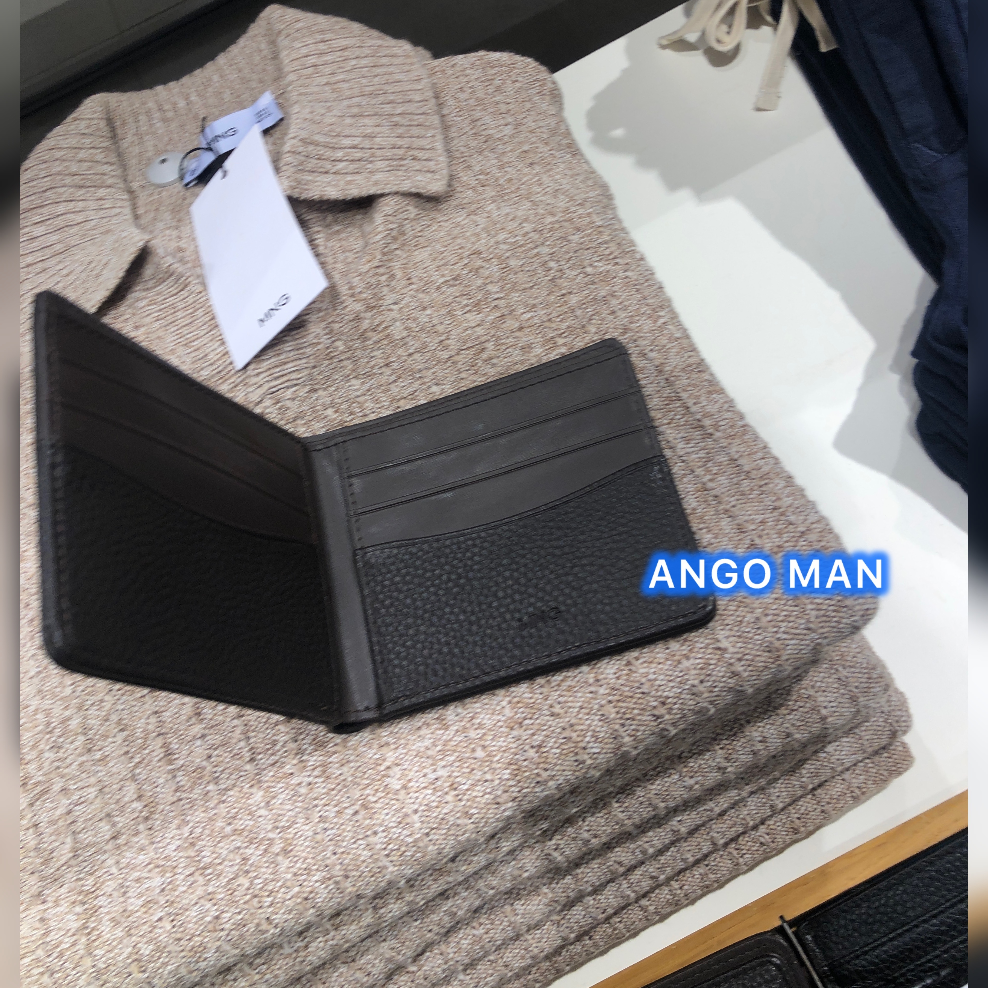 スペイン直送【MANGO MAN】マンゴマン2つ折り財布 スペイン直送【MANGO MAN】マンゴマン2つ折り財布 (MANGO