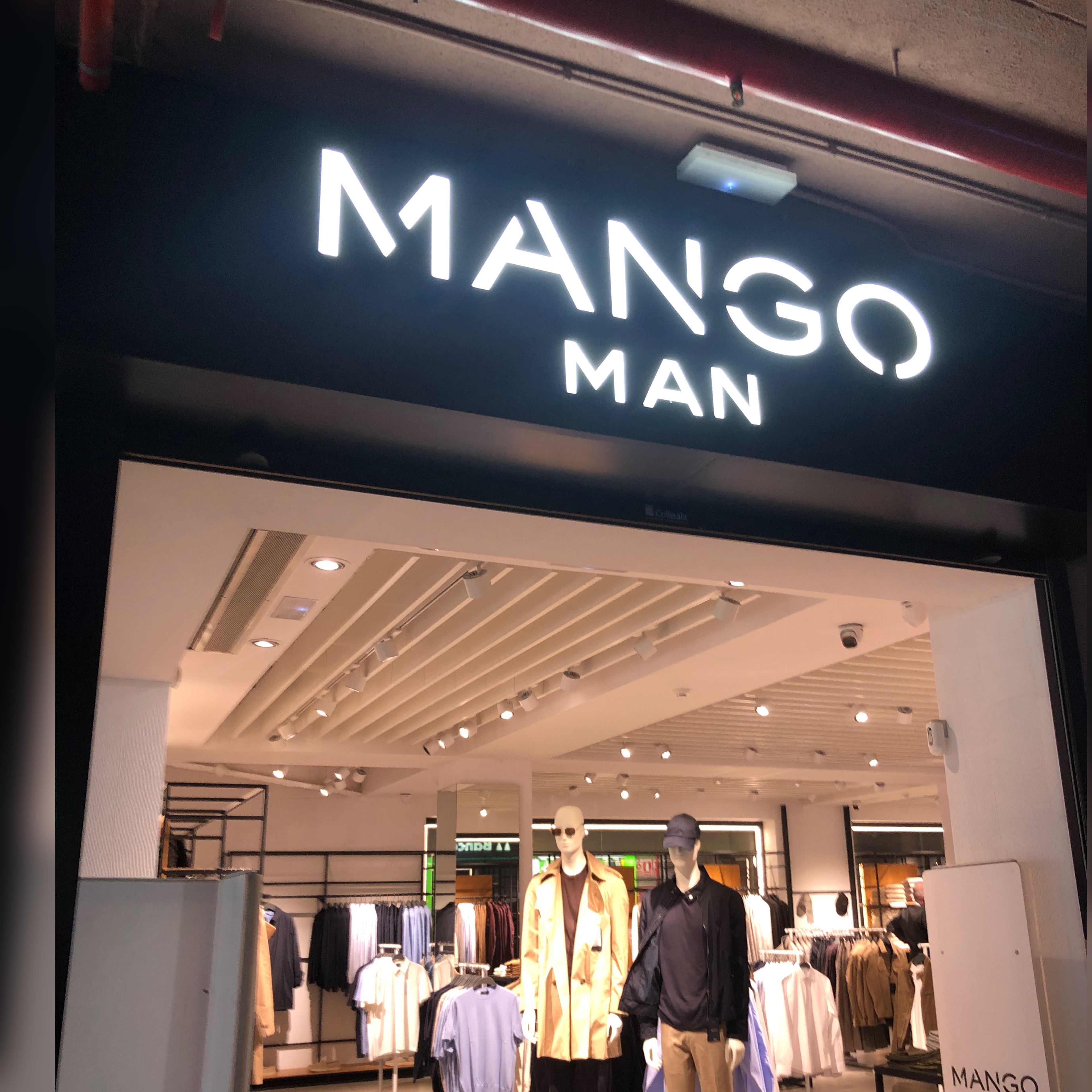スペイン直送【MANGO MAN】マンゴマン2つ折り財布 スペイン直送【MANGO MAN】マンゴマン2つ折り財布 (MANGO