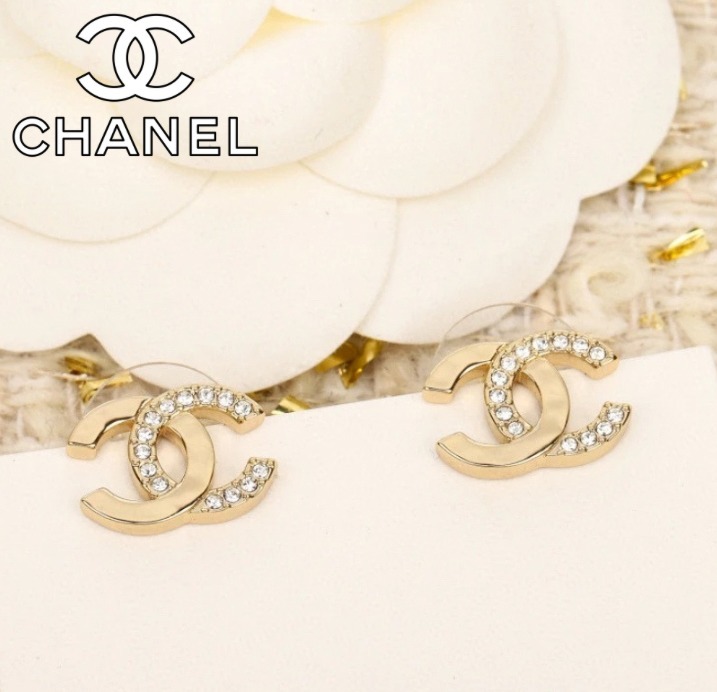 《CHANEL》ピアス ゴールド ココマーク ストラス クリスタル