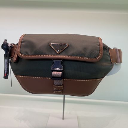 プラダPRADA ショルダーバッグ バック 三角ロゴ ナイロン