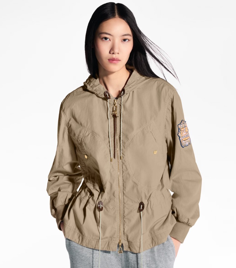 Louis Vuitton《ピーチスキン ペプラムパーカ》Beige DHL 直営店