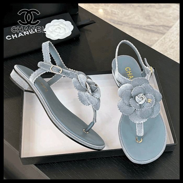 【大きめカメリアとカラーがポイント☆】CHANEL トングサンダル