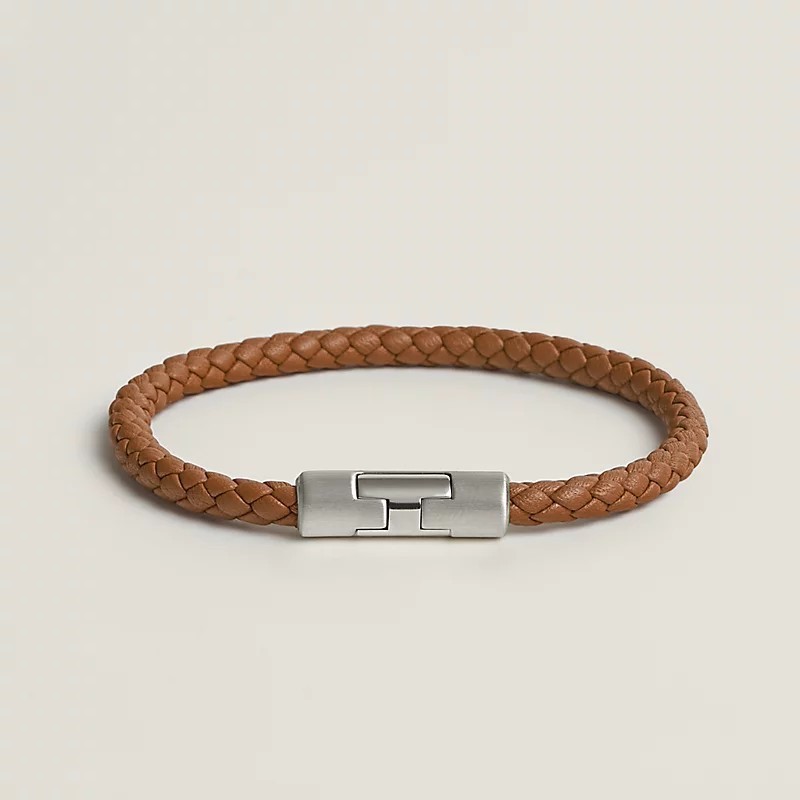 《手元に知性を》HERMES パズルHブレスレット