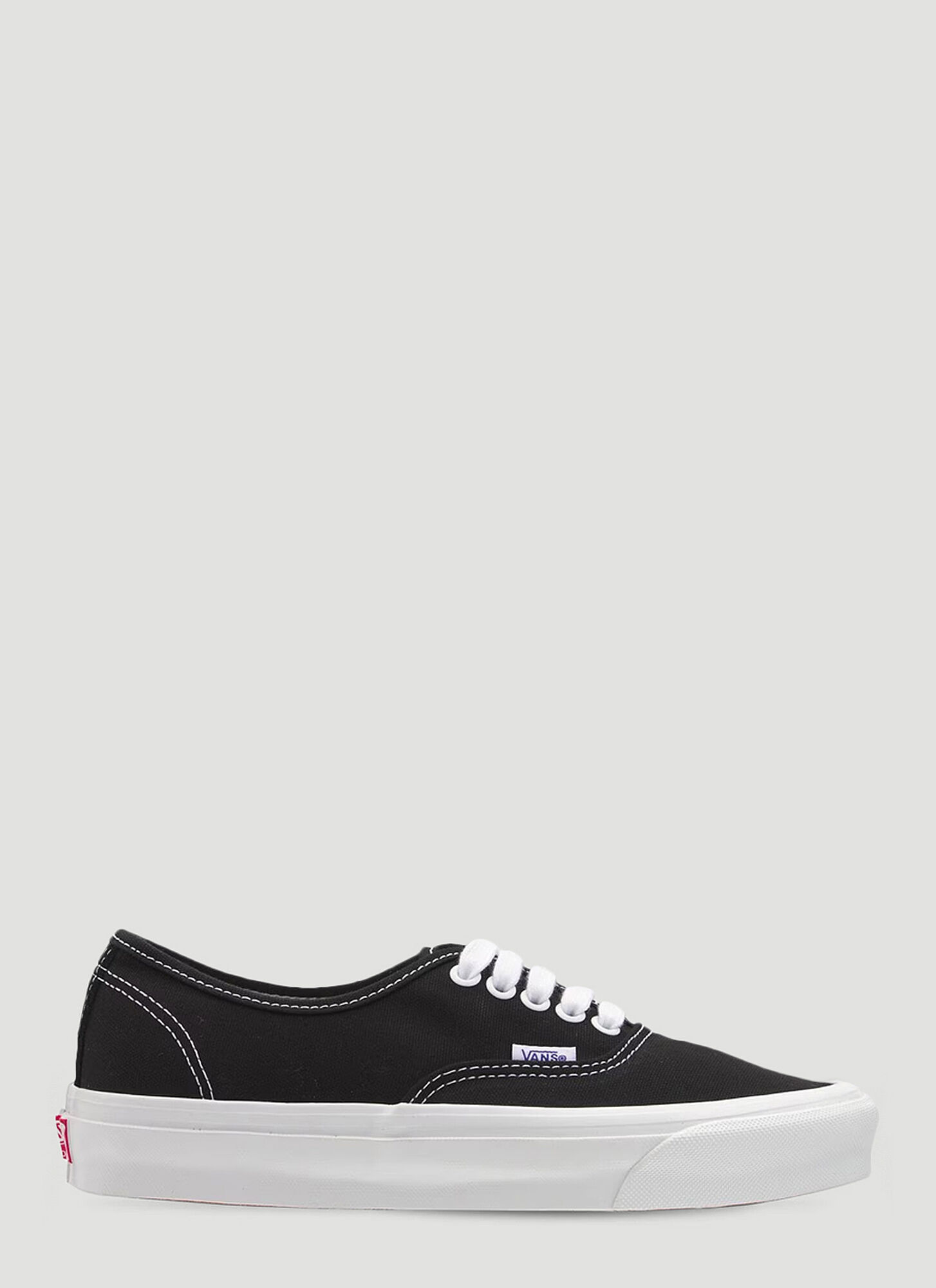 スニーカー Authentic Sneakers