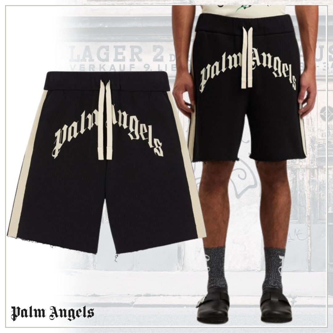唯一無二の個性を纏う【Palm Angels】 トラック ショートパンツ
