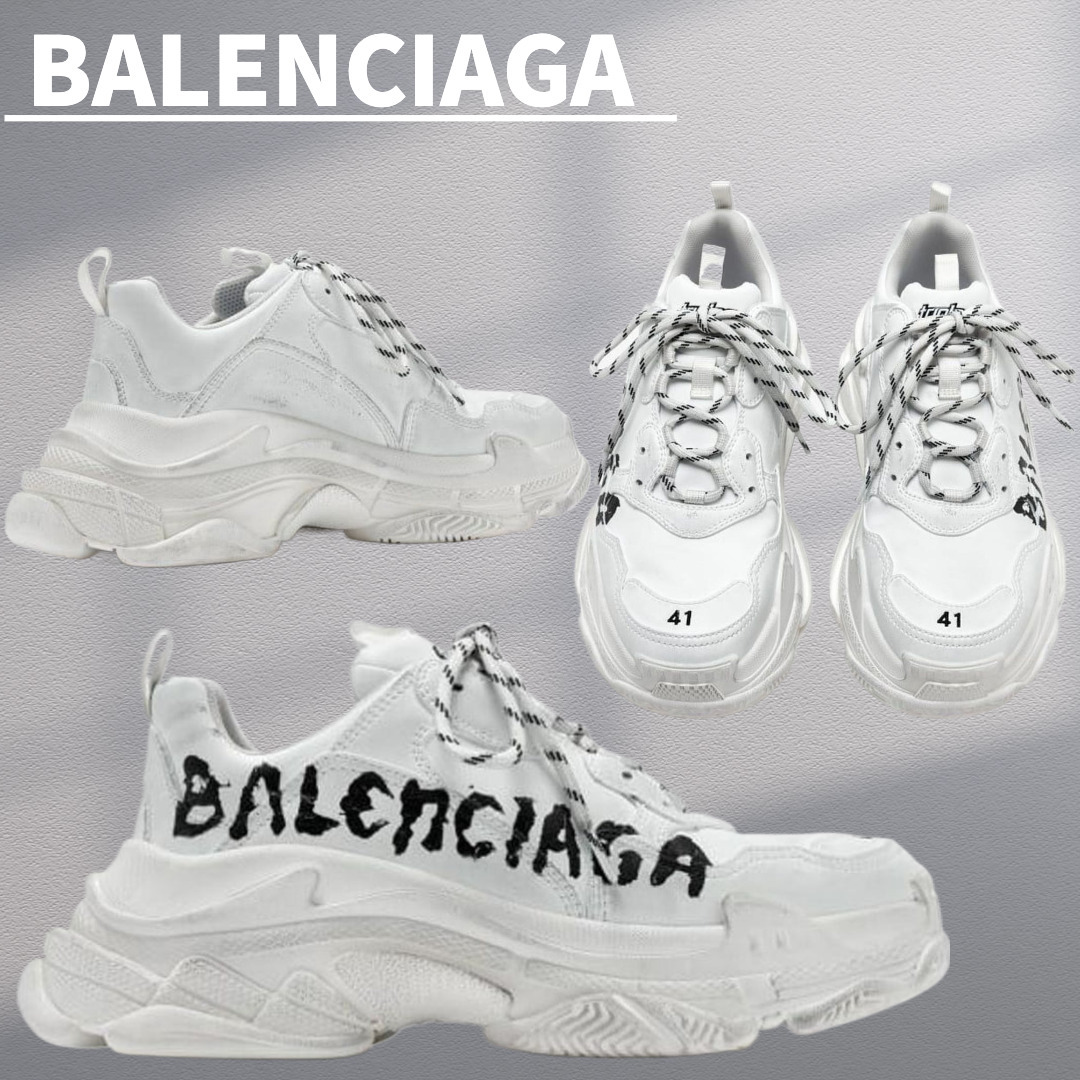 【BALENCIAGA】トリプルS ペイントロゴ スニーカー White/Black