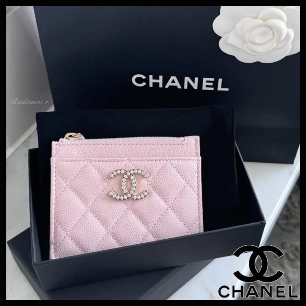 【ぷち可愛いのに高級感♪】CHANEL ジップ付きカードケース