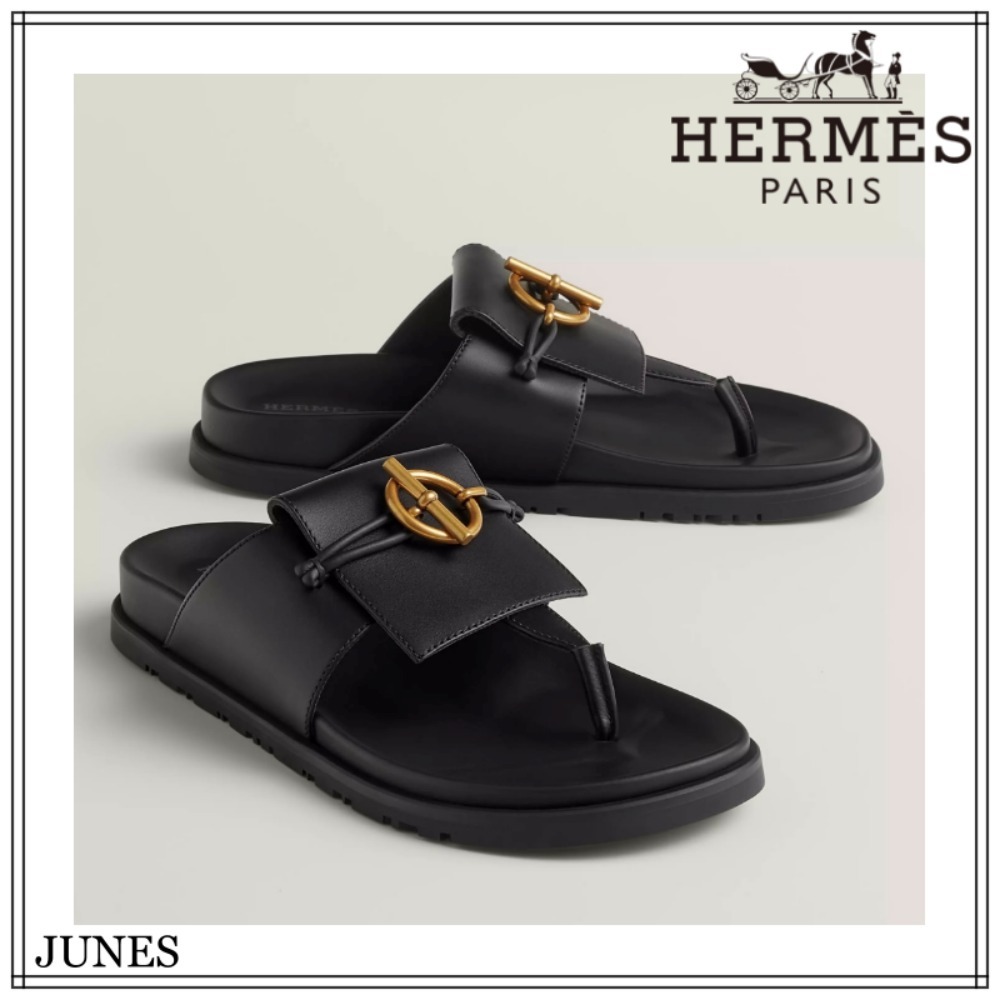 バックルが目を引く逸品！！【HERMES】ジョイス サンダル