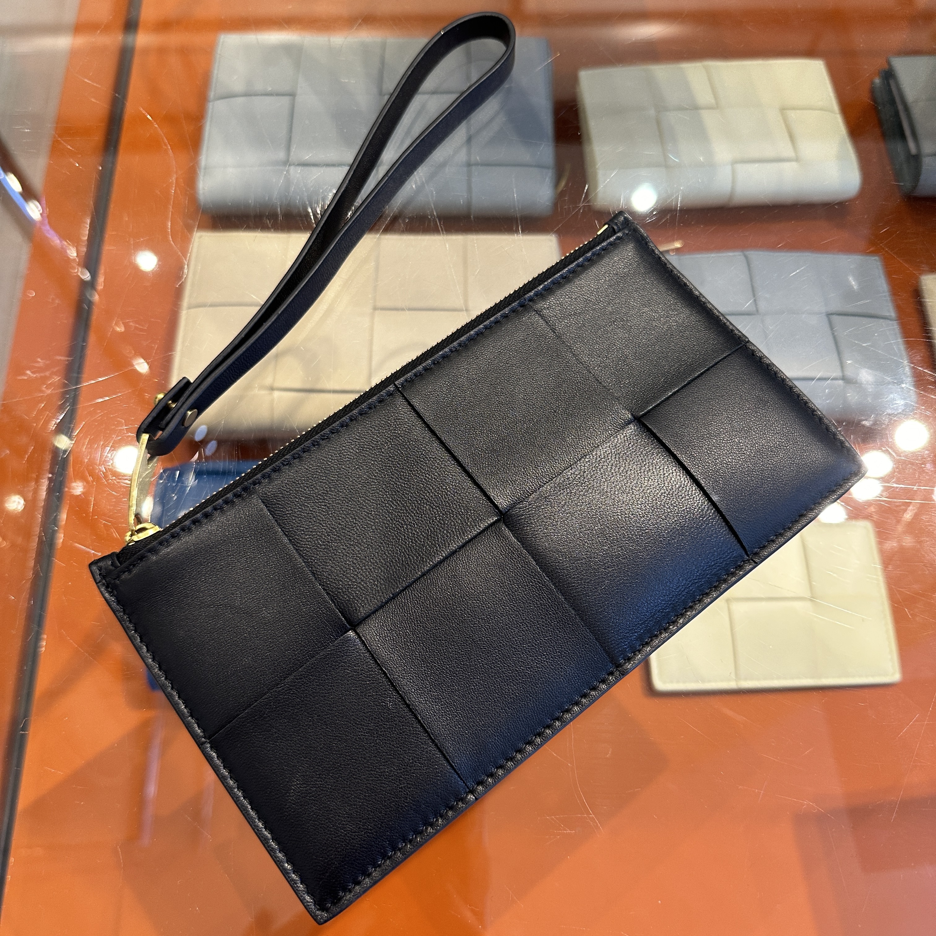 【VIPセール】Bottega Veneta アウトレット価格！ポーチ