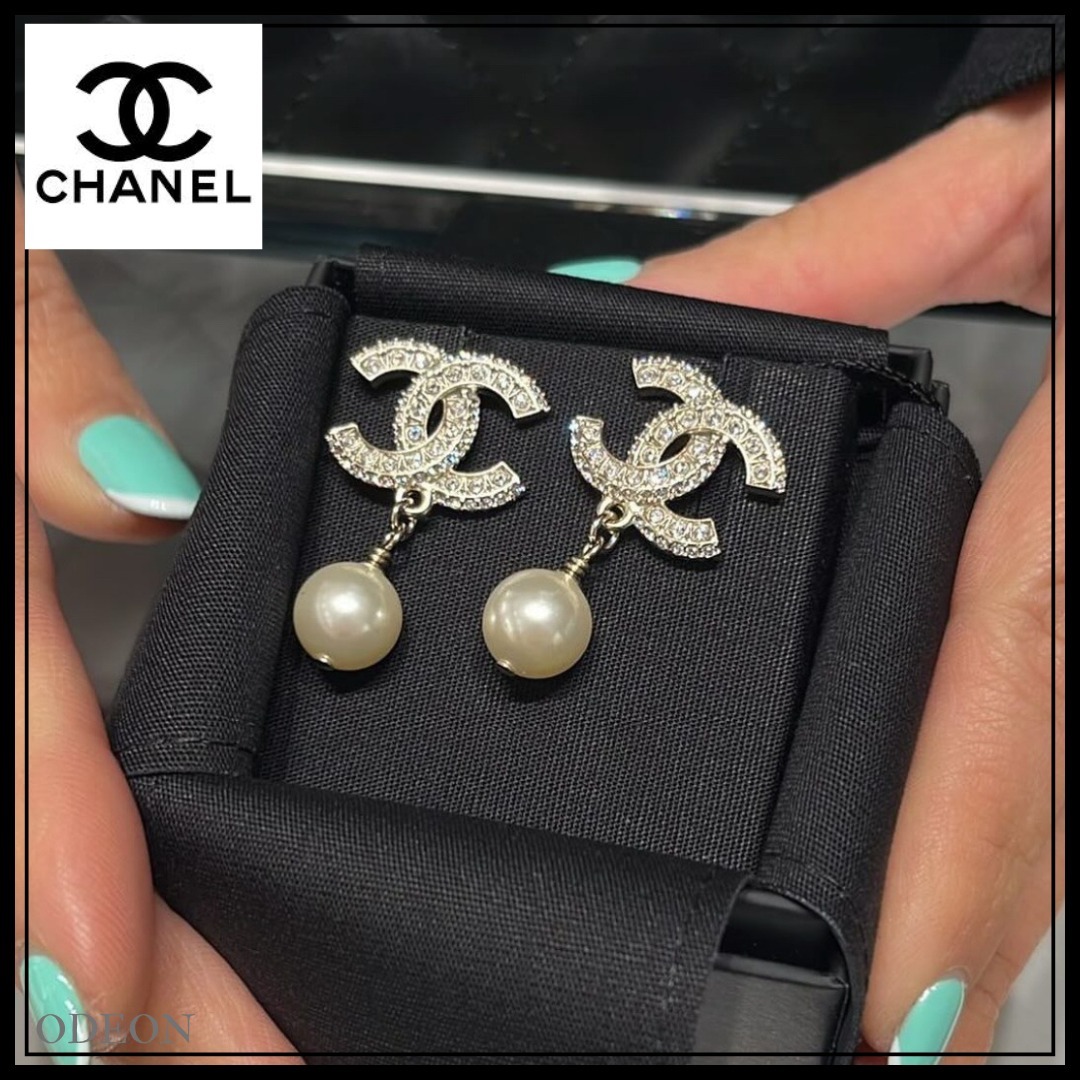 *一気に上品に*【CHANEL】ココマーク ピアス
