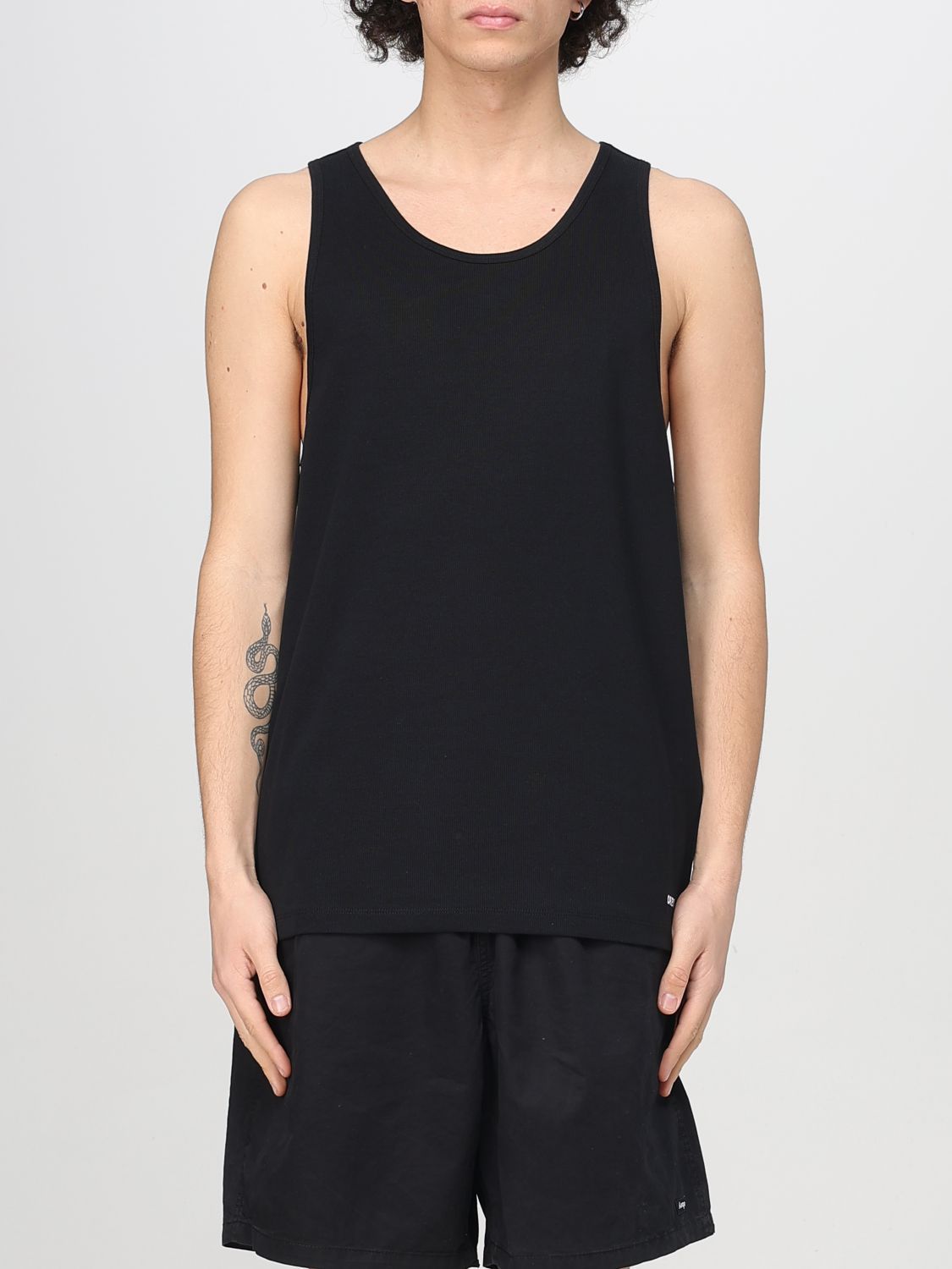 Tシャツ・カットソー OBEY Men T-shirt Black 134050061 BLK