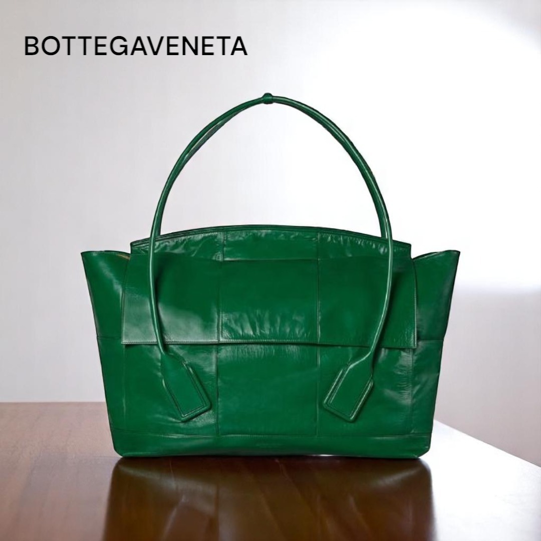 ●BOTTEGAVENETA ●ボッテガヴェネタ ショルダーバッグ