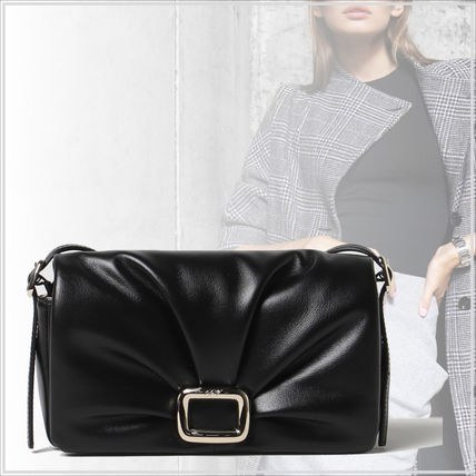 現地価格セール Roger Vivier(ロジェ・ヴィヴィエ) バッグ