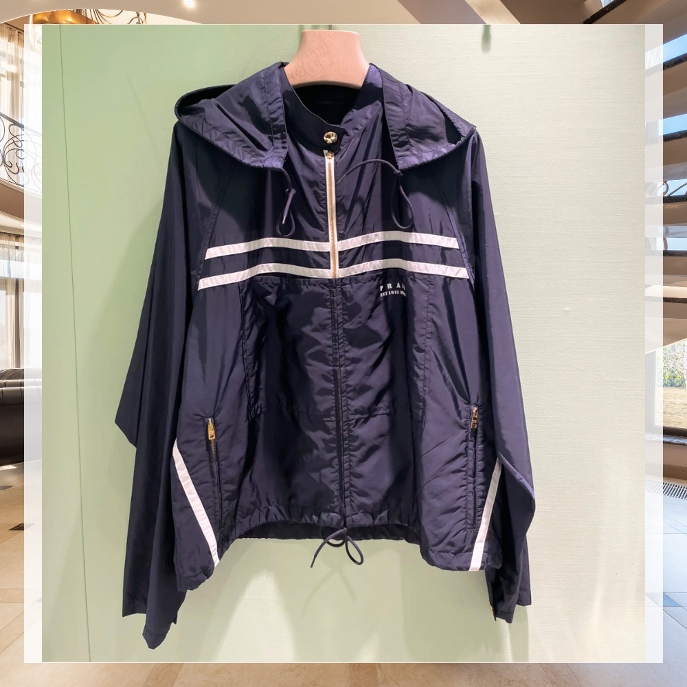 《大人カジュアル》【PRADA】軽量Re-Nylonブルゾンジャケット