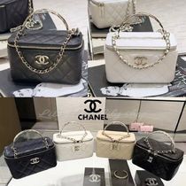 【モダンな存在感】CHANEL バニティバッグ