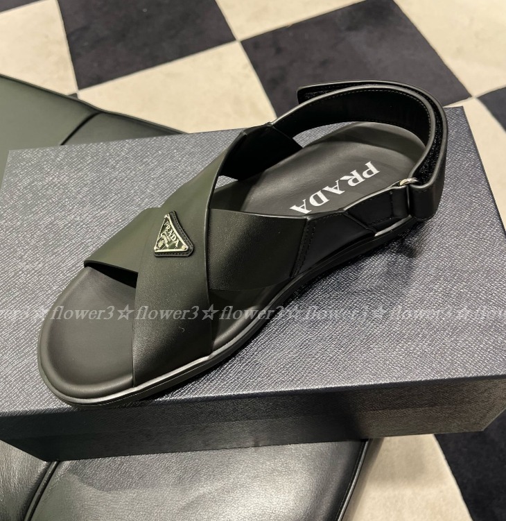 PRADA プラダ クロス レザー サンダル ブラック