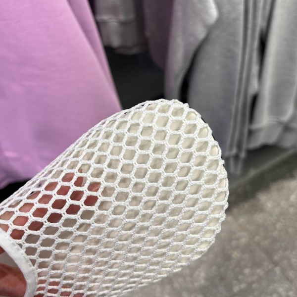 “ARKET” カットアウトフラットレザーバレエシューズ