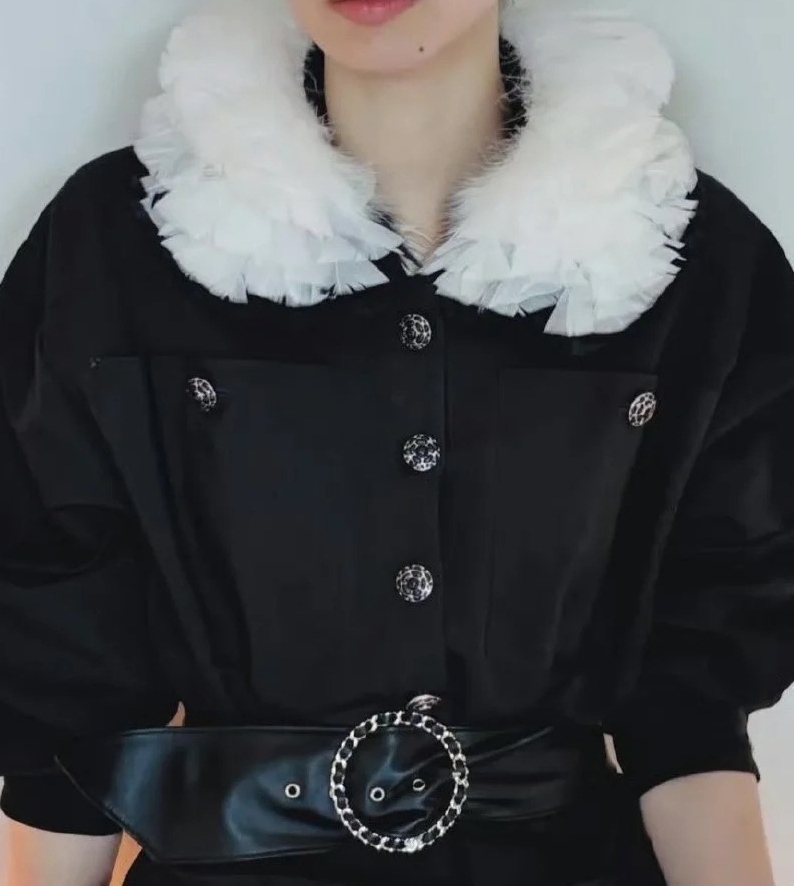 《ウエストに、シャネルの品格を》CHANEL ベルト
