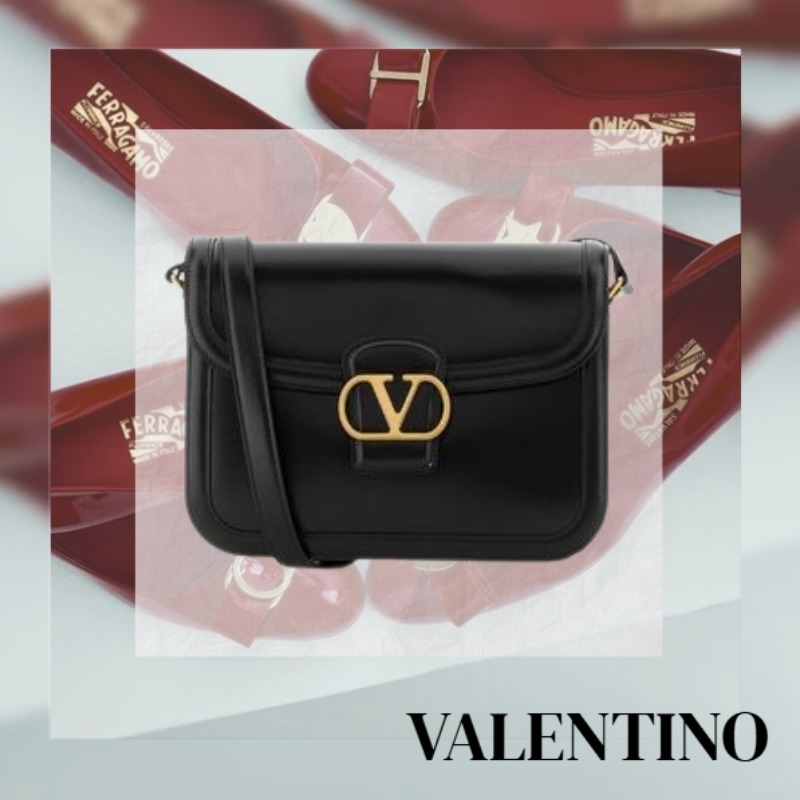 ショルダーバッグ・ポシェット VALENTINO SHOULDER BAG